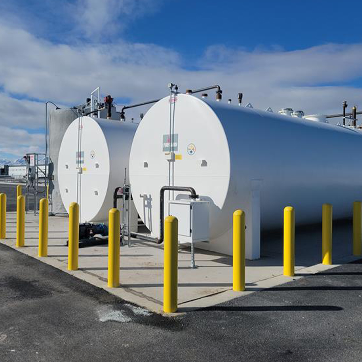 Fuel tank in an industrial zone